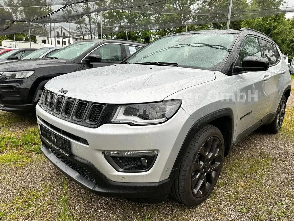 Photo 1 : Jeep Compass 2020 Petrol