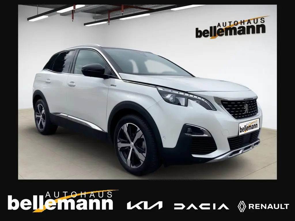 Photo 1 : Peugeot 3008 2019 Petrol