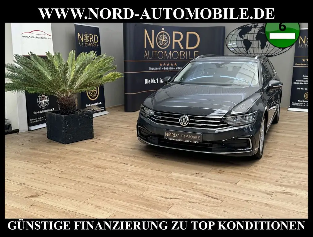 Photo 1 : Volkswagen Passat 2020 Hybrid