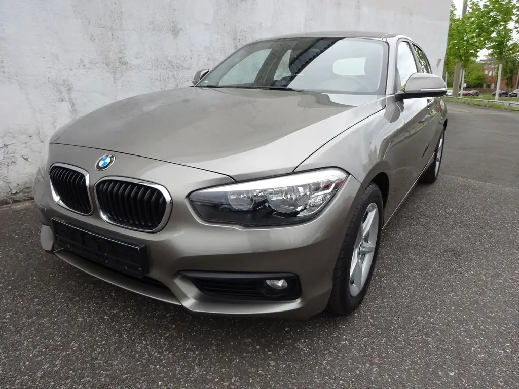 Photo 1 : Bmw Serie 1 2015 Petrol