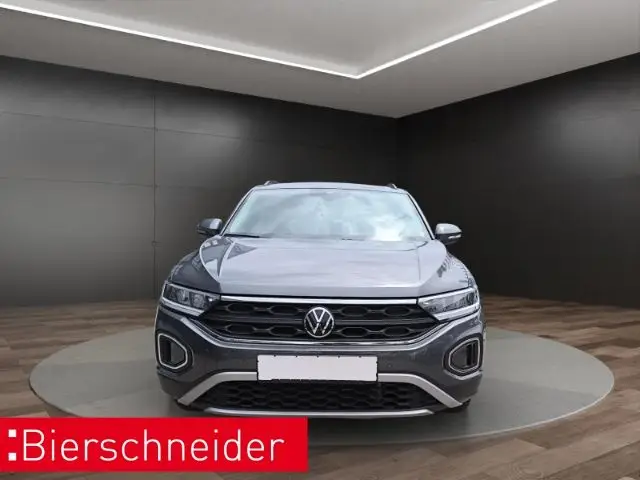 Photo 1 : Volkswagen T-roc 2023 Petrol