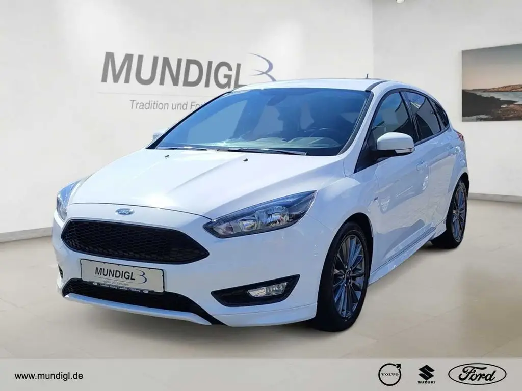 Photo 1 : Ford Focus 2018 Essence