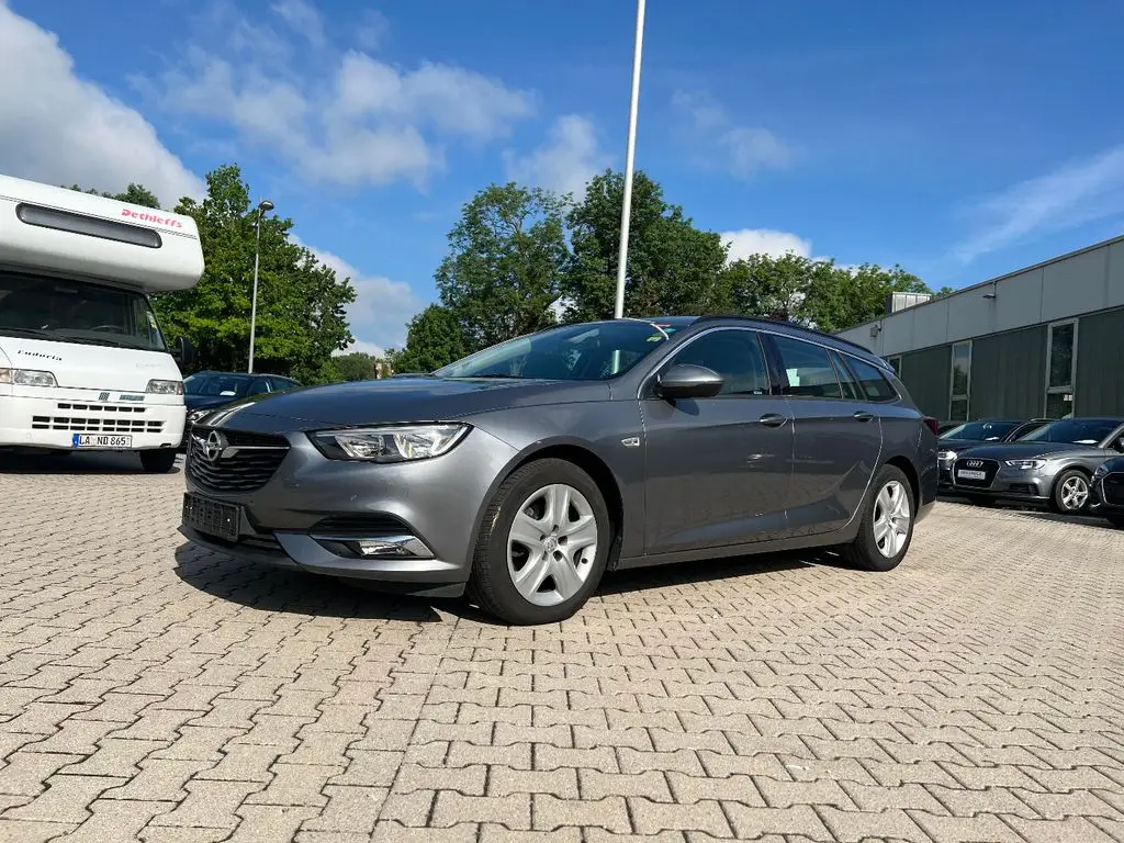 Photo 1 : Opel Insignia 2018 Diesel