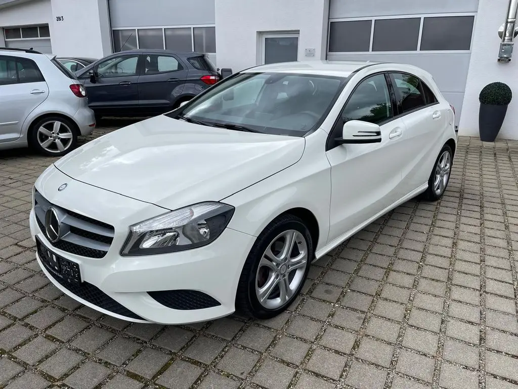 Photo 1 : Mercedes-benz Classe A 2015 Essence