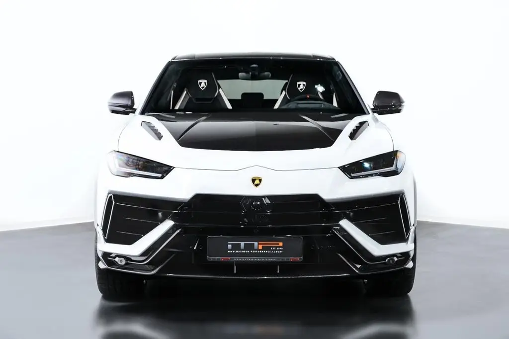 Photo 1 : Lamborghini Urus 2024 Petrol