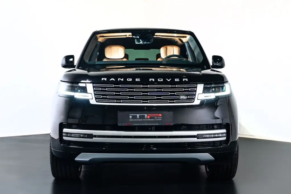 Photo 1 : Land Rover Range Rover 2024 Essence