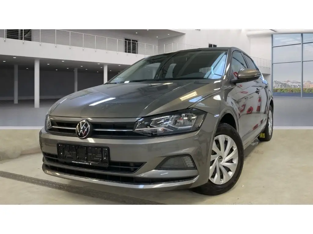 Photo 1 : Volkswagen Polo 2021 Petrol