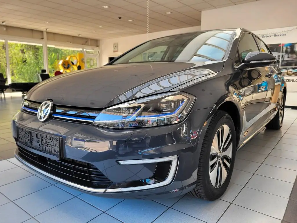 Photo 1 : Volkswagen Golf 2018 Not specified