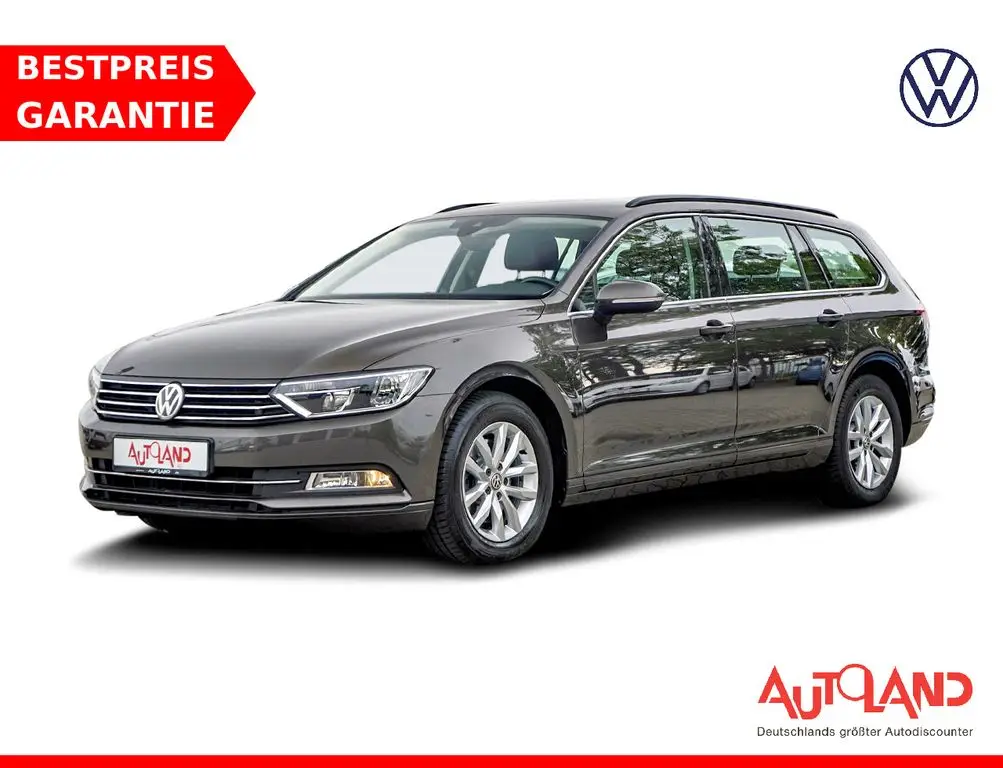 Photo 1 : Volkswagen Passat 2018 Diesel