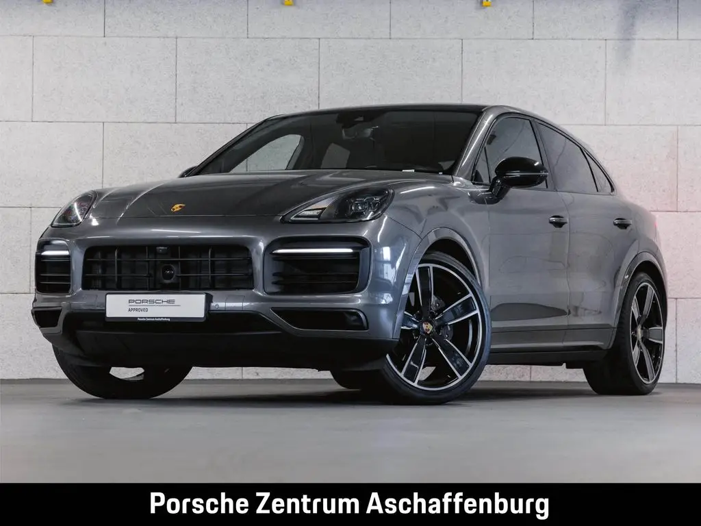 Photo 1 : Porsche Cayenne 2020 Petrol