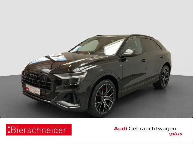 Photo 1 : Audi Q8 2023 Essence