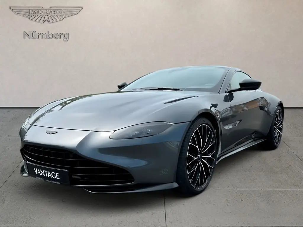 Photo 1 : Aston Martin V8 2024 Petrol