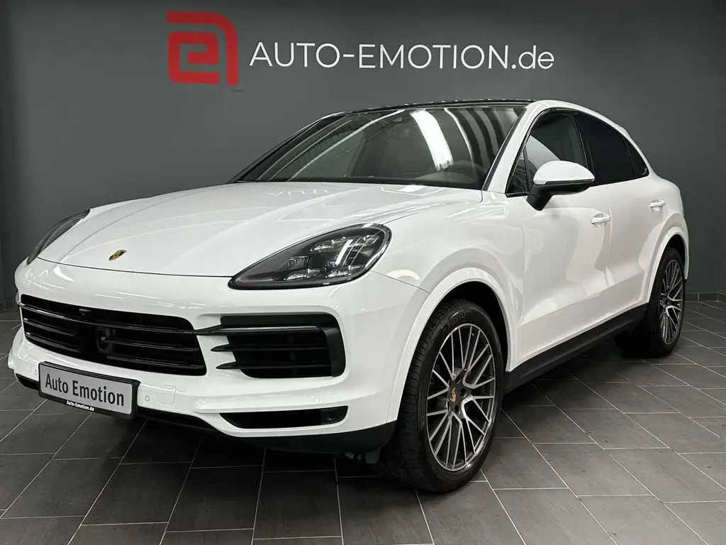 Photo 1 : Porsche Cayenne 2019 Essence