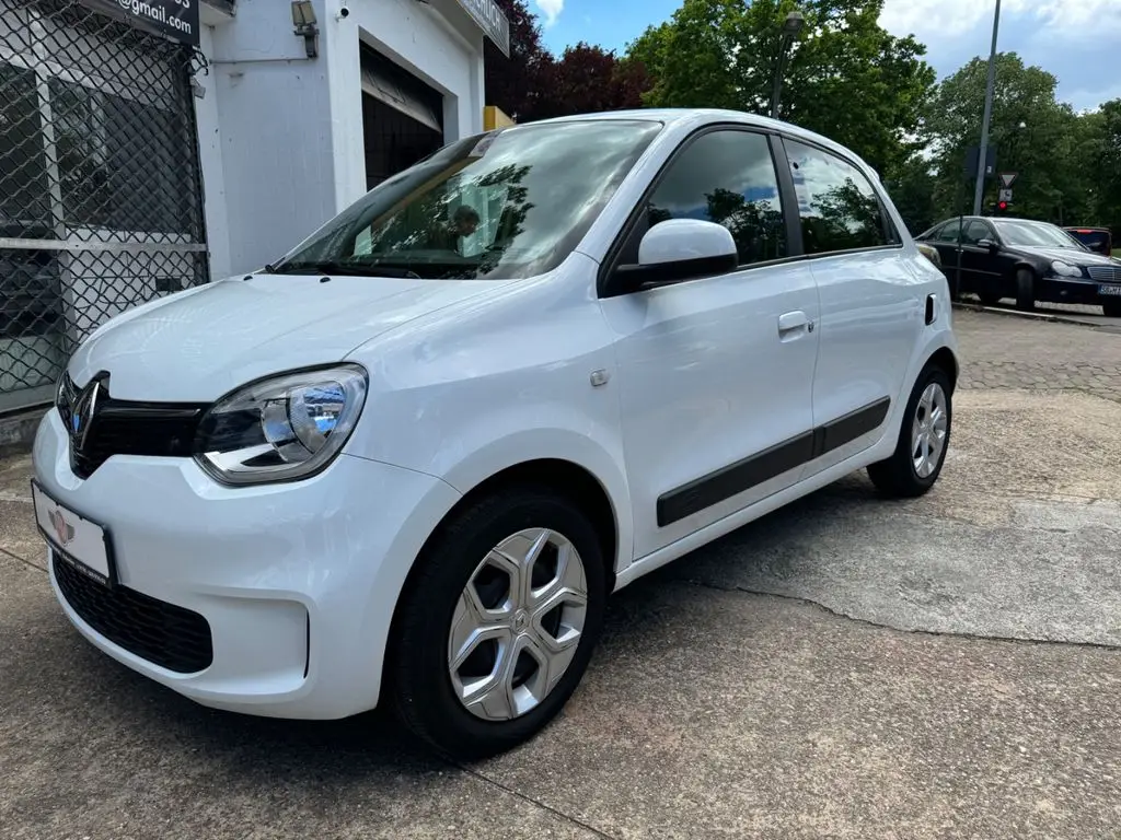 Photo 1 : Renault Twingo 2021 Essence