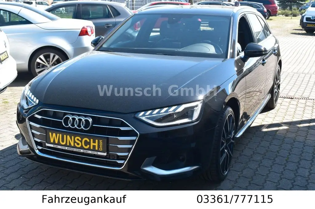 Photo 1 : Audi A4 2020 Essence