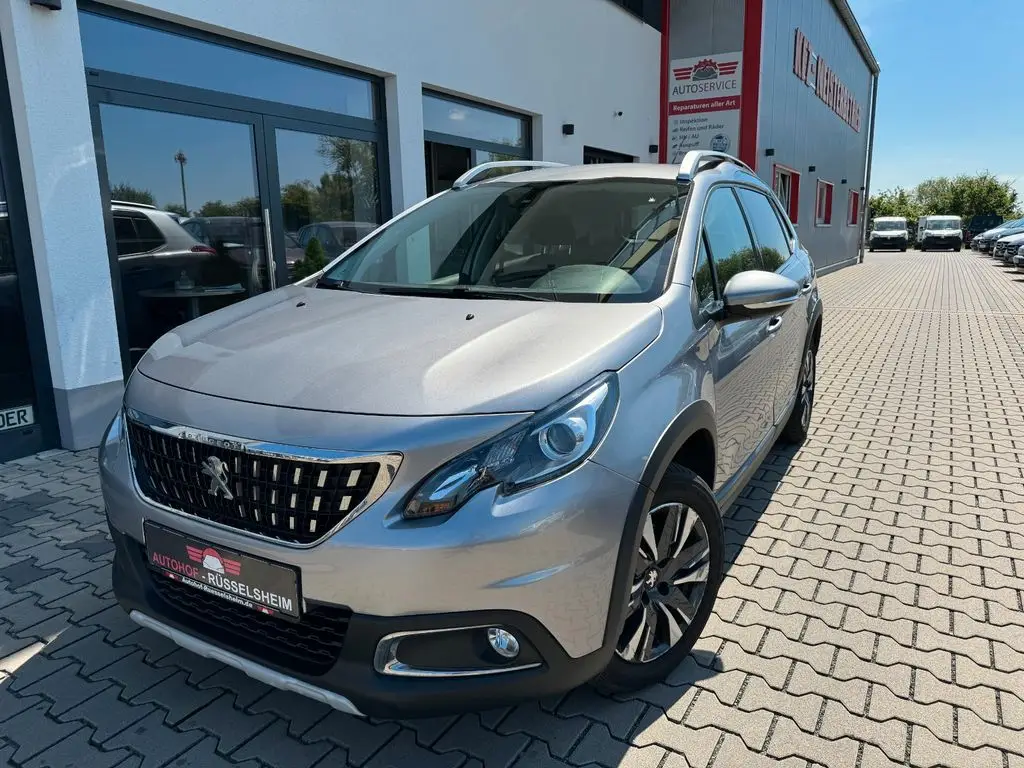 Photo 1 : Peugeot 2008 2019 Essence