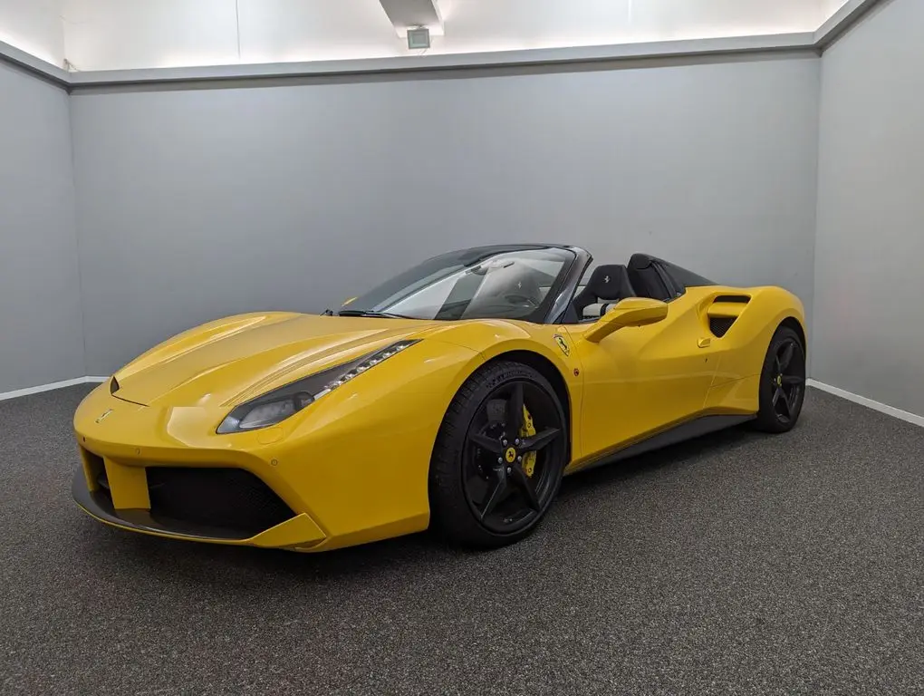 Photo 1 : Ferrari 488 2017 Petrol