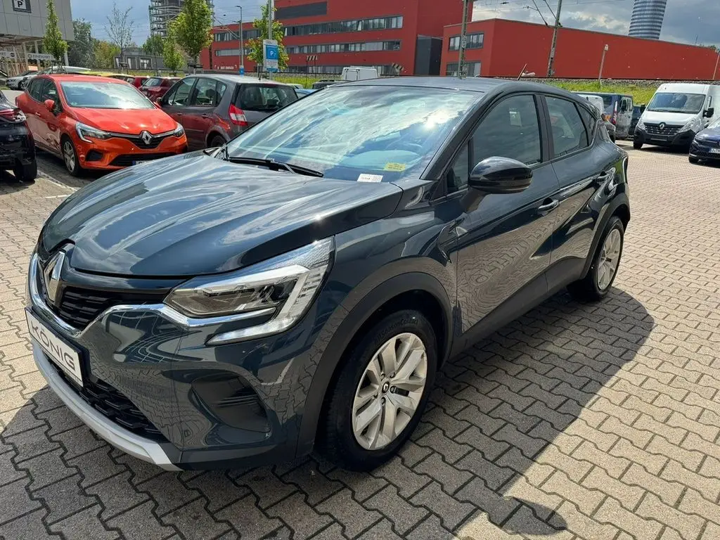 Photo 1 : Renault Captur 2023 Essence