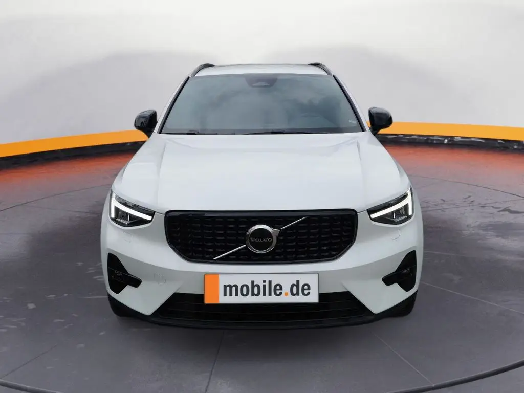 Photo 1 : Volvo Xc40 2023 Petrol