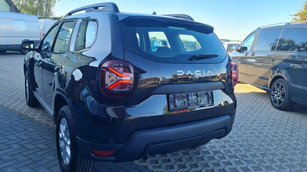 Photo 1 : Dacia Duster 2023 Essence