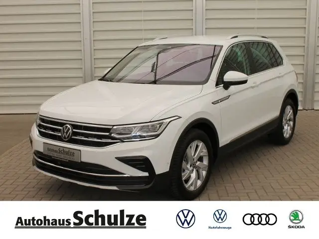 Photo 1 : Volkswagen Tiguan 2023 Essence