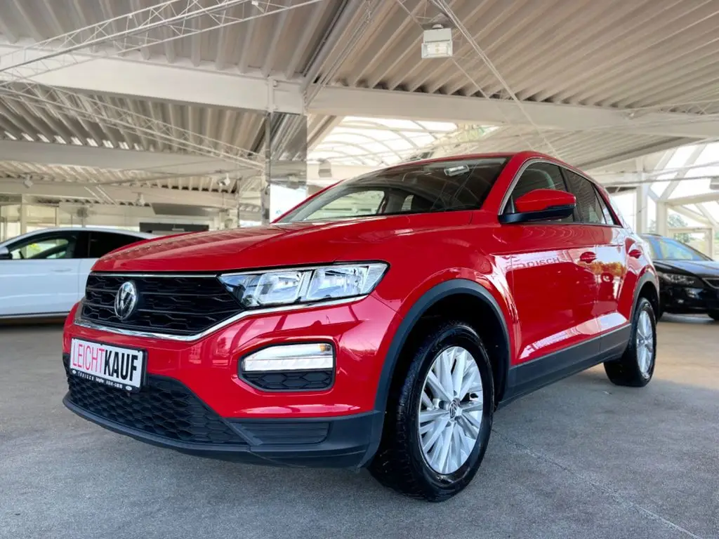 Photo 1 : Volkswagen T-roc 2019 Essence