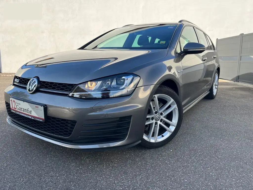 Photo 1 : Volkswagen Golf 2016 Diesel