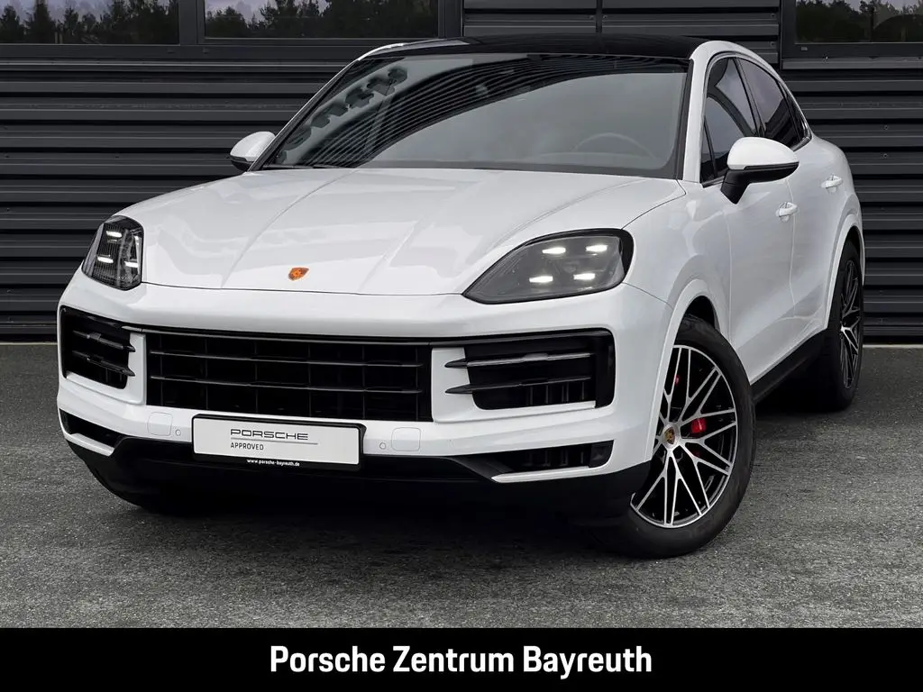 Photo 1 : Porsche Cayenne 2023 Essence