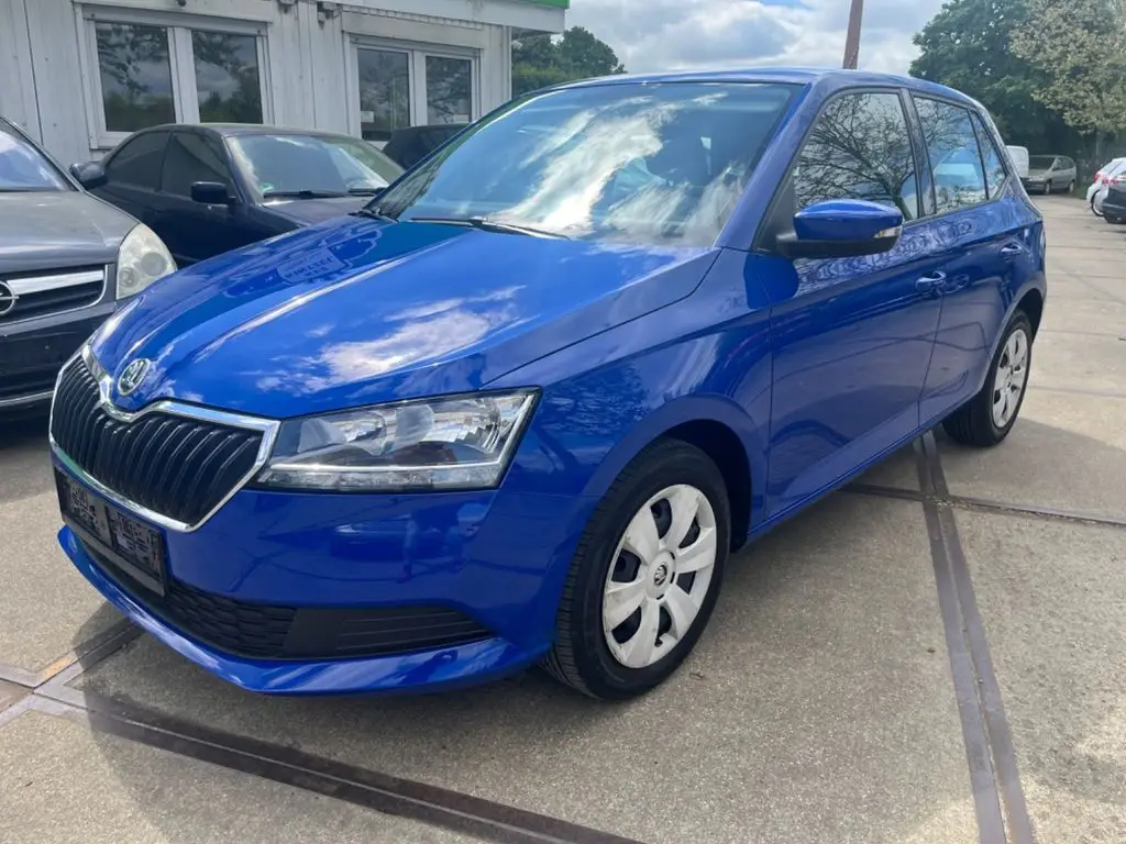 Photo 1 : Skoda Fabia 2019 Essence