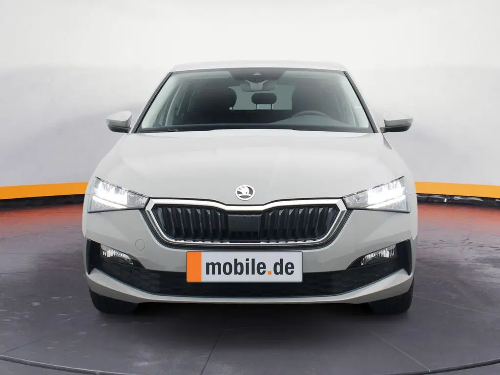 Photo 1 : Skoda Scala 2023 Petrol