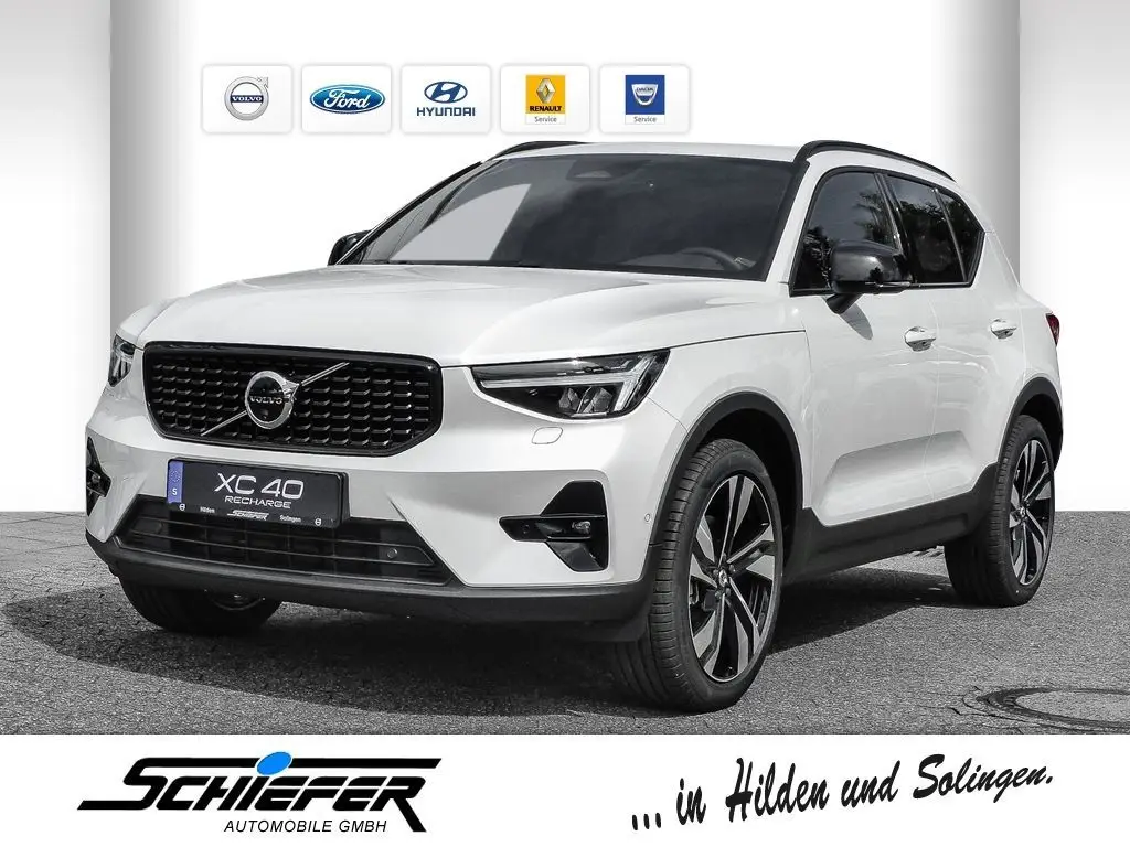 Photo 1 : Volvo Xc40 2024 Petrol