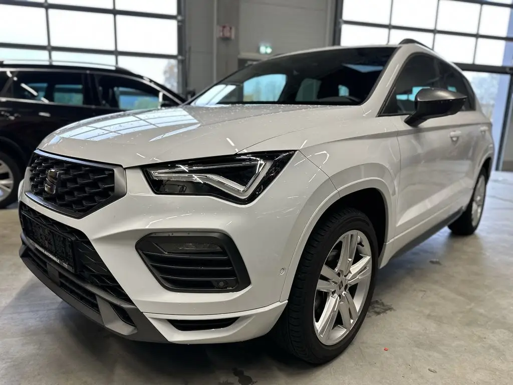 Photo 1 : Seat Ateca 2023 Essence