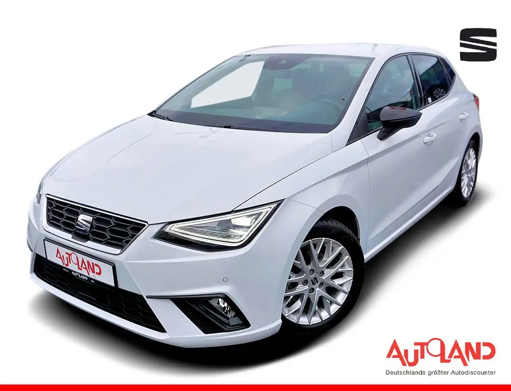 Photo 1 : Seat Ibiza 2023 Petrol