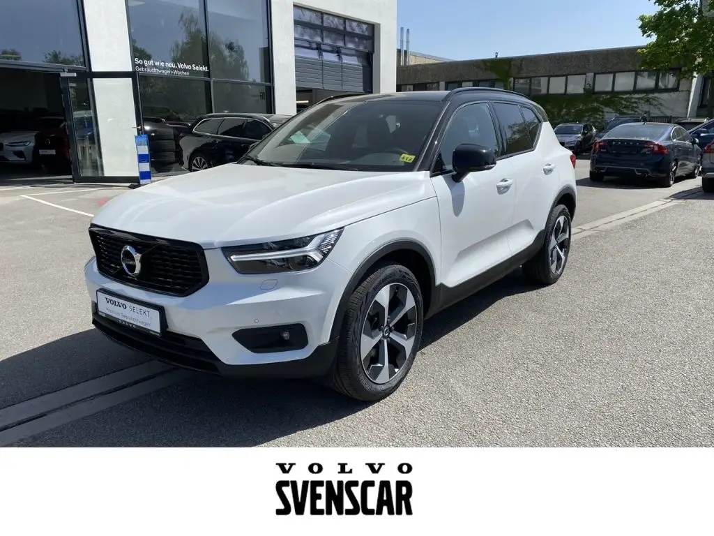 Photo 1 : Volvo Xc40 2022 Petrol