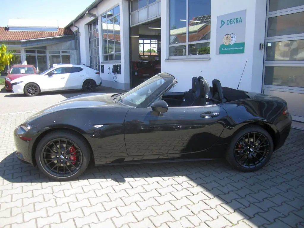 Photo 1 : Mazda Mx-5 2024 Essence