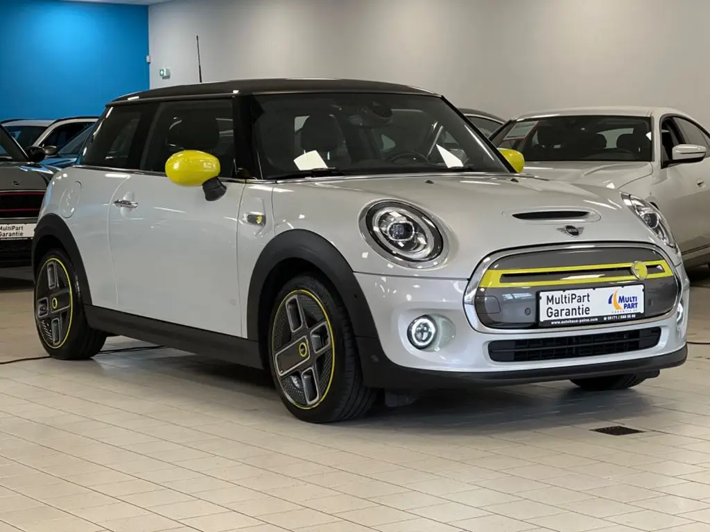 Photo 1 : Mini Cooper 2021 Non renseigné