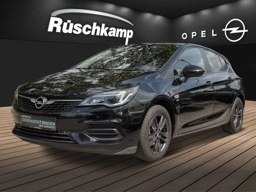 Photo 1 : Opel Astra 2019 Essence