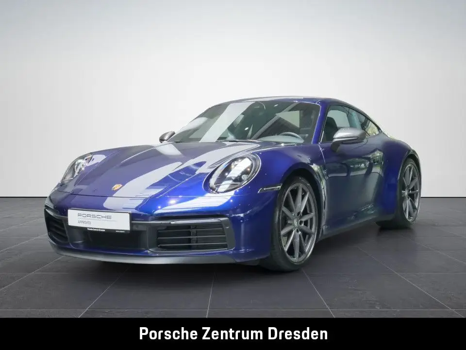 Photo 1 : Porsche 992 2023 Essence