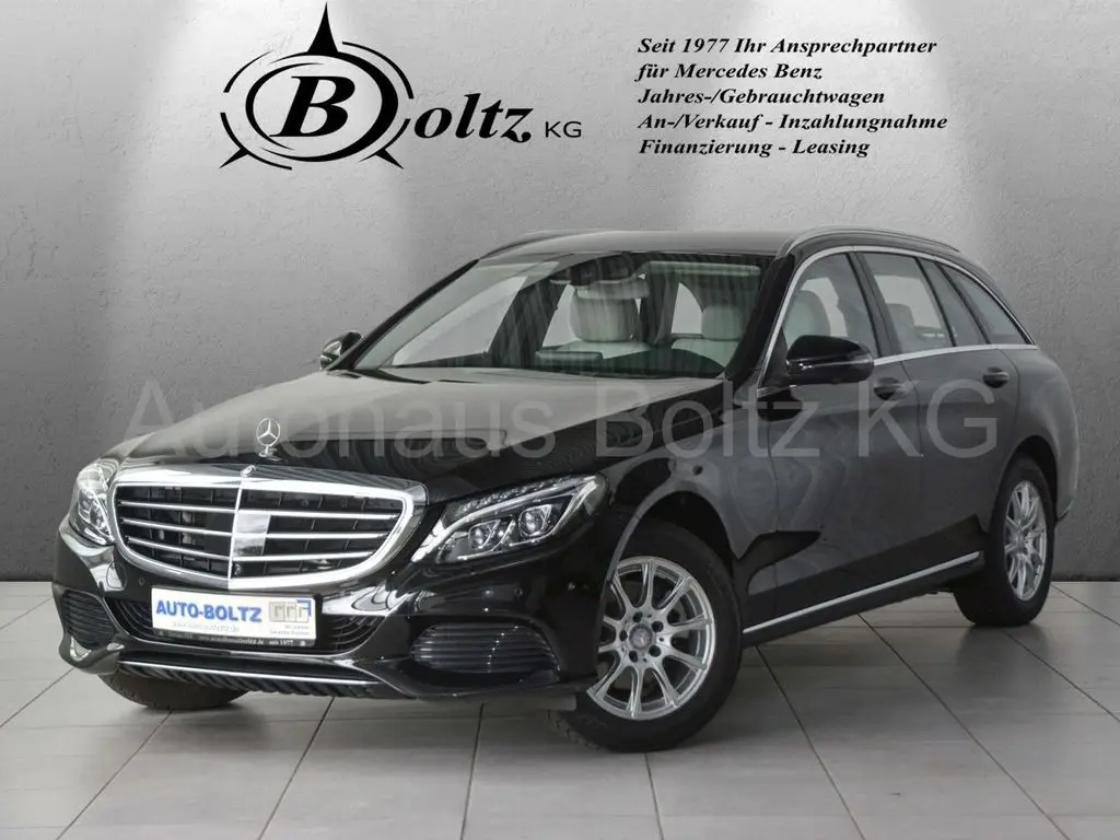 Photo 1 : Mercedes-benz Classe C 2016 Petrol