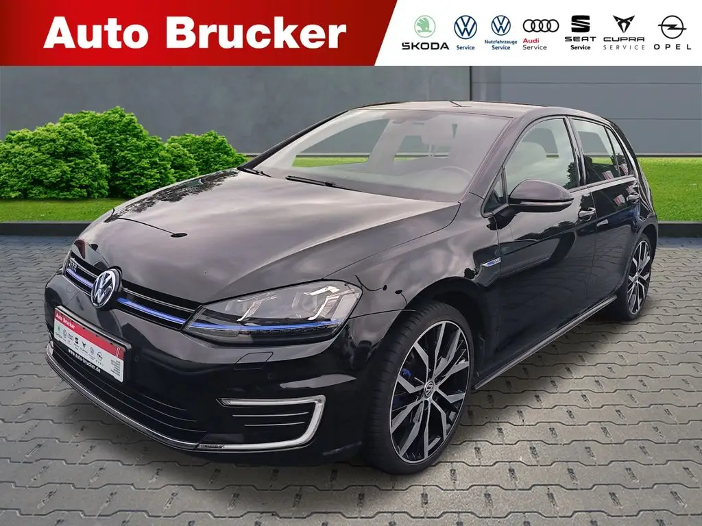 Photo 1 : Volkswagen Golf 2016 Hybrid