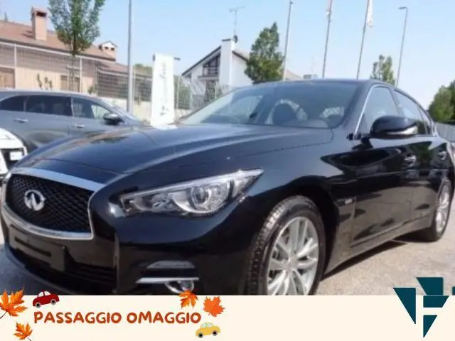 Photo 1 : Infiniti Q50 2018 Diesel