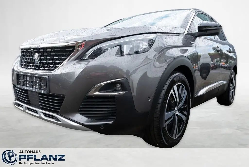 Photo 1 : Peugeot 3008 2020 Petrol