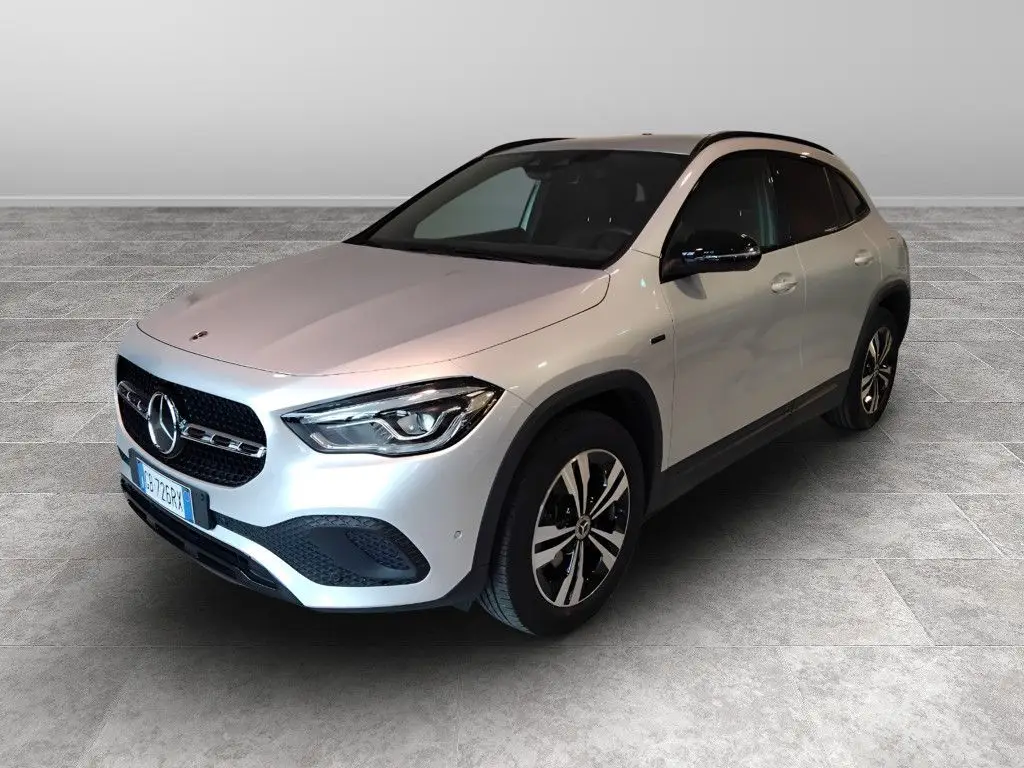 Photo 1 : Mercedes-benz Classe Gla 2020 Hybrid