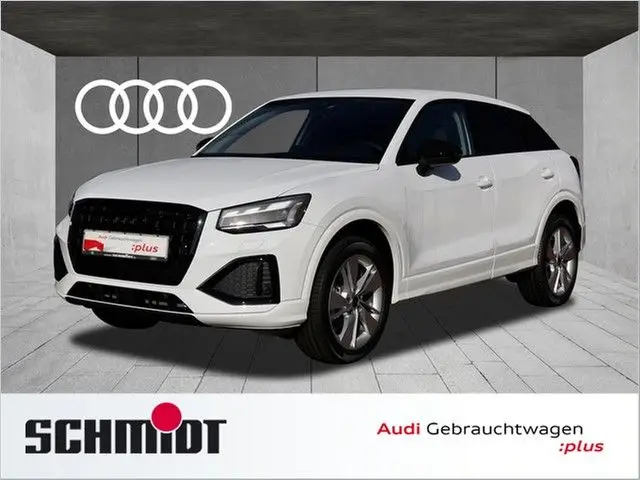 Photo 1 : Audi Q2 2024 Petrol