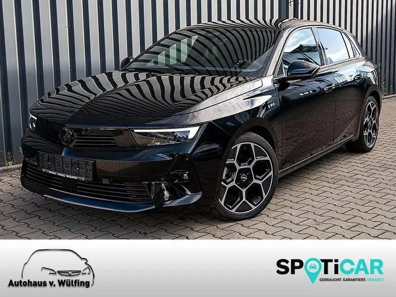 Photo 1 : Opel Astra 2023 Essence