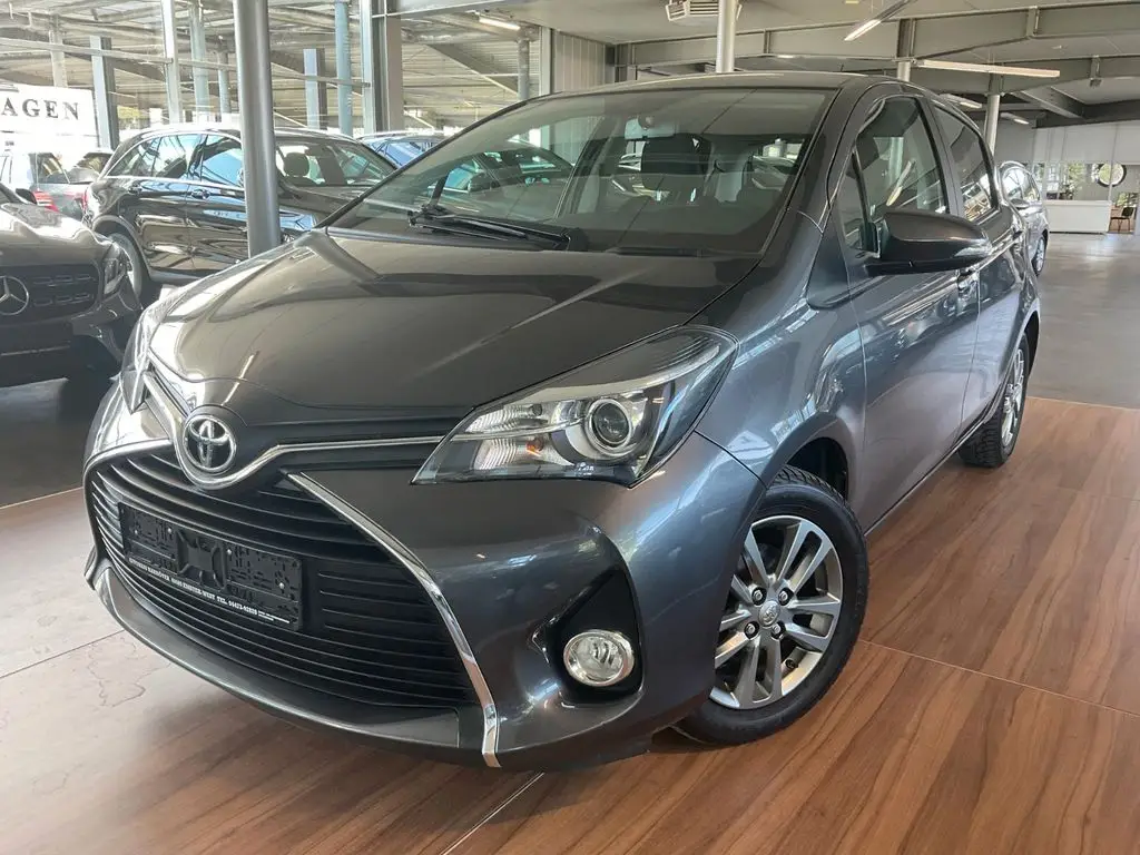 Photo 1 : Toyota Yaris 2015 Essence