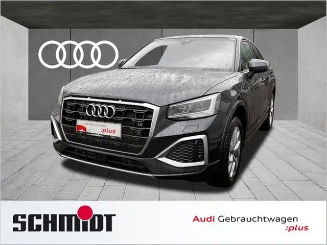 Photo 1 : Audi Q2 2024 Petrol