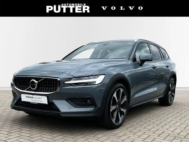 Photo 1 : Volvo V60 2023 Diesel