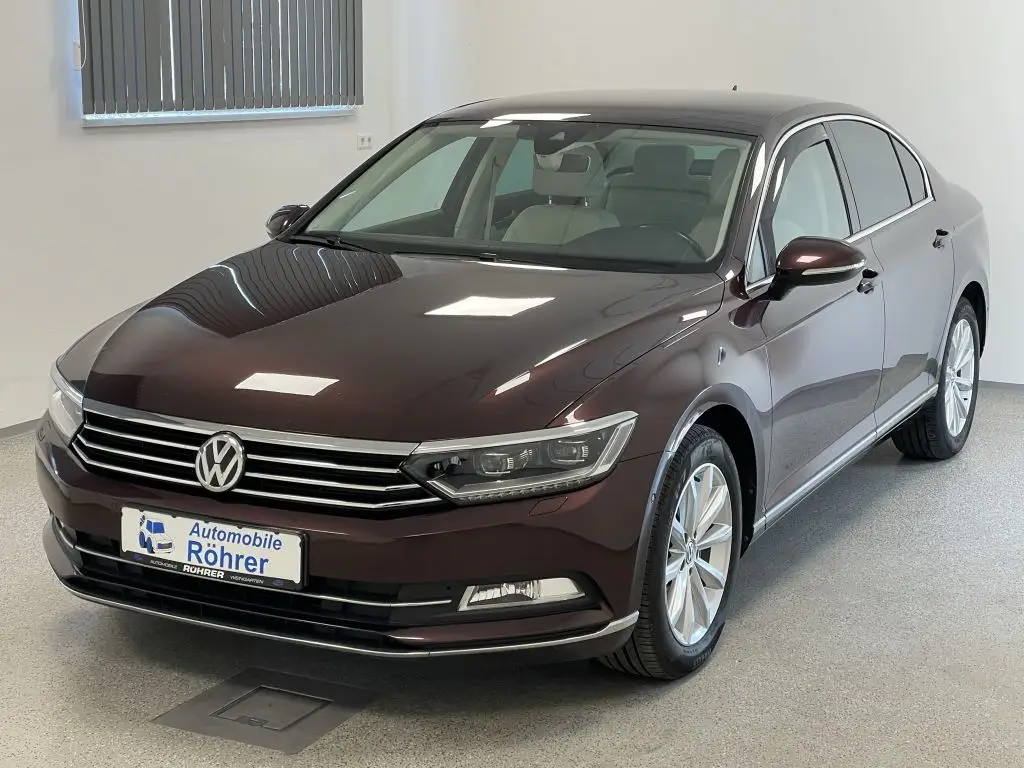 Photo 1 : Volkswagen Passat 2015 Essence