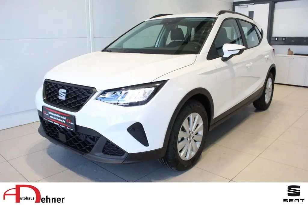 Photo 1 : Seat Arona 2024 Essence